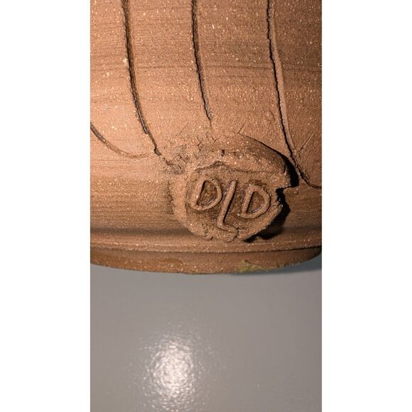 David L Davis People Pottery Lidded Jar - Picture 4 of 6